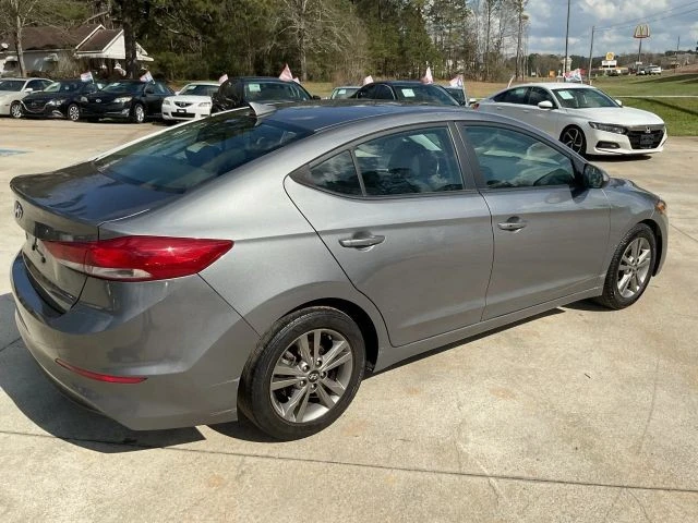 2018 Hyundai Elantra - Image 13 of 21