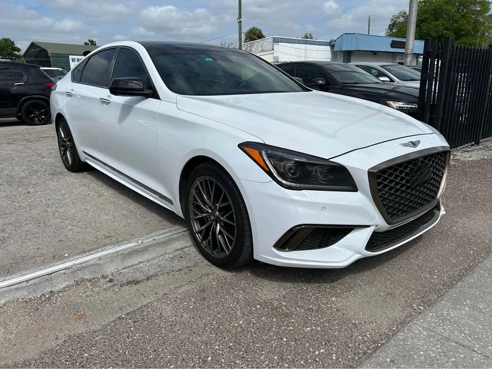 2018 Hyundai Genesis - Image 4 of 10