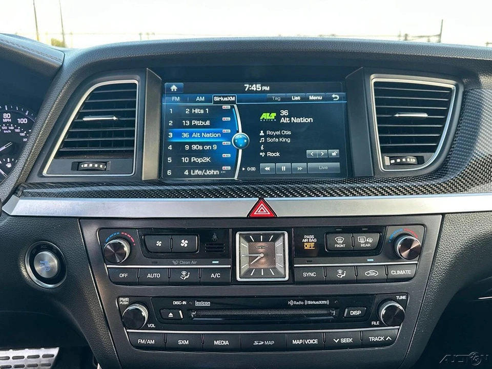 2018 Hyundai Genesis - Image 17 of 24