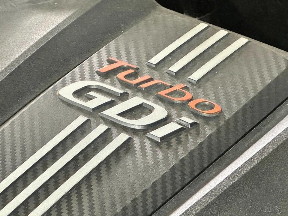 2018 Hyundai Genesis - Image 16 of 24
