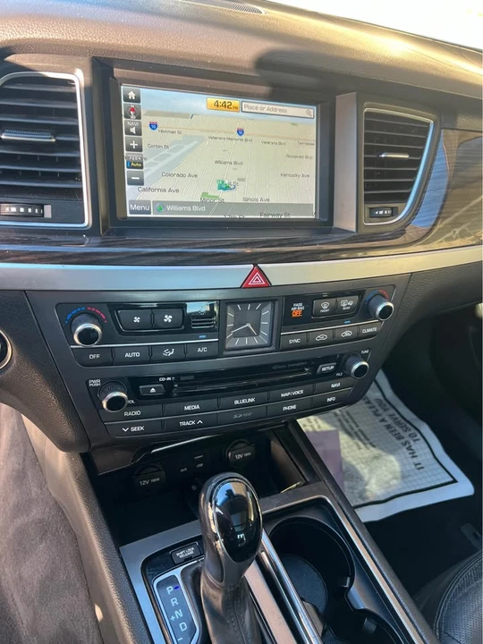 2018 Hyundai Genesis - Image 16 of 16