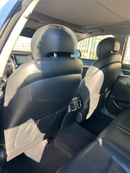 2018 Hyundai Genesis - Image 5 of 16