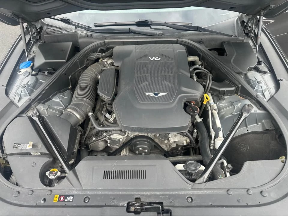 2018 Hyundai Genesis - Image 17 of 17
