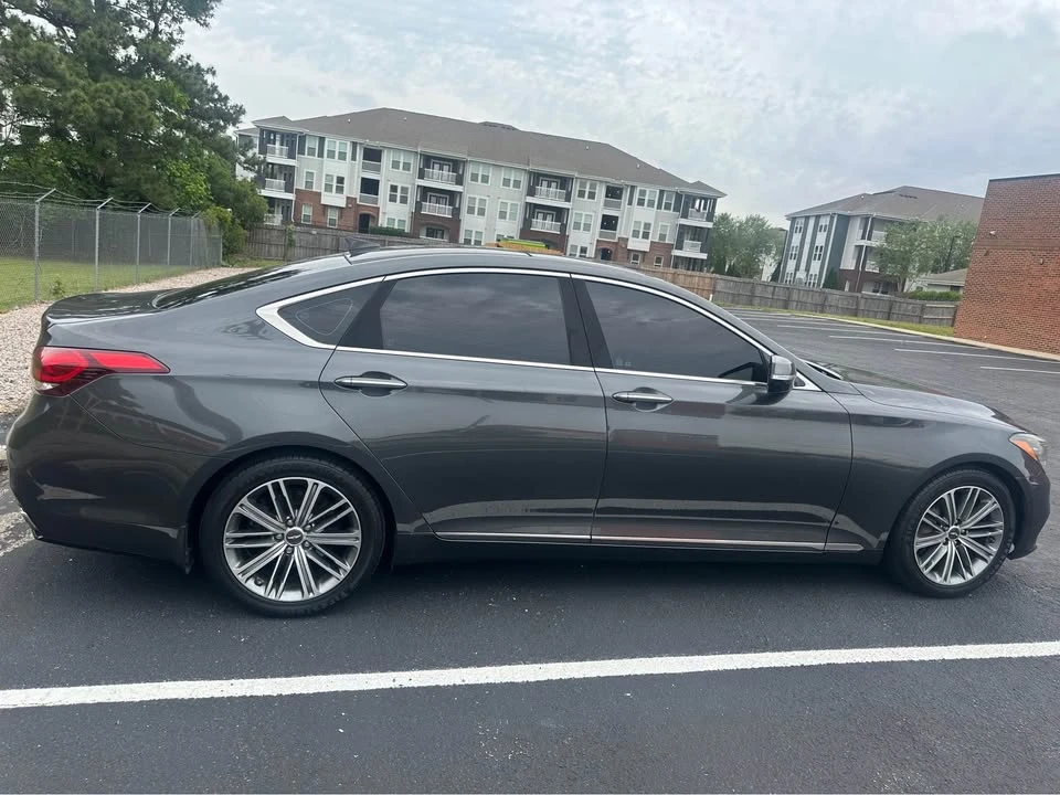 2018 Hyundai Genesis - Image 10 of 17
