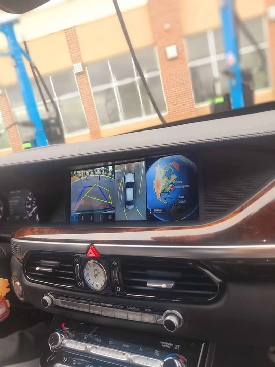 2018 Hyundai Genesis - Image 9 of 15