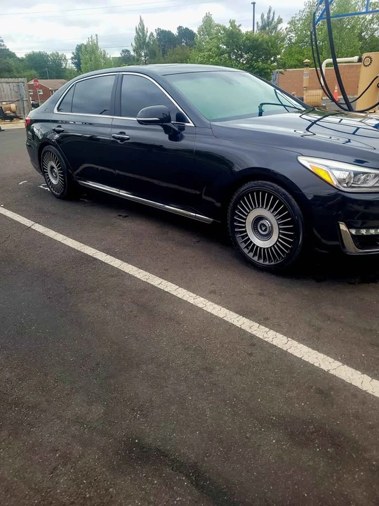2018 Hyundai Genesis - Image 3 of 15