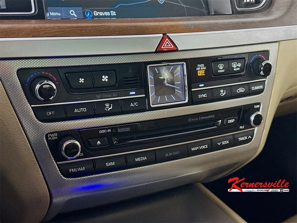 2018 Hyundai Genesis - Image 18 of 21