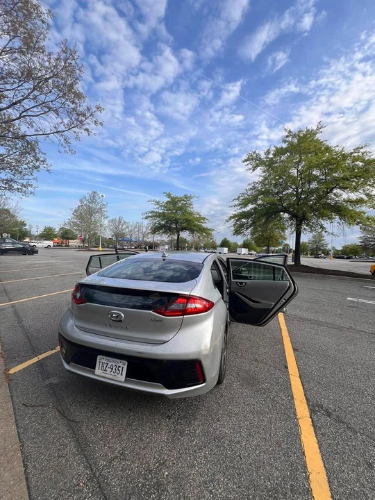 2018 Hyundai Ioniq 5 - Image 4 of 13