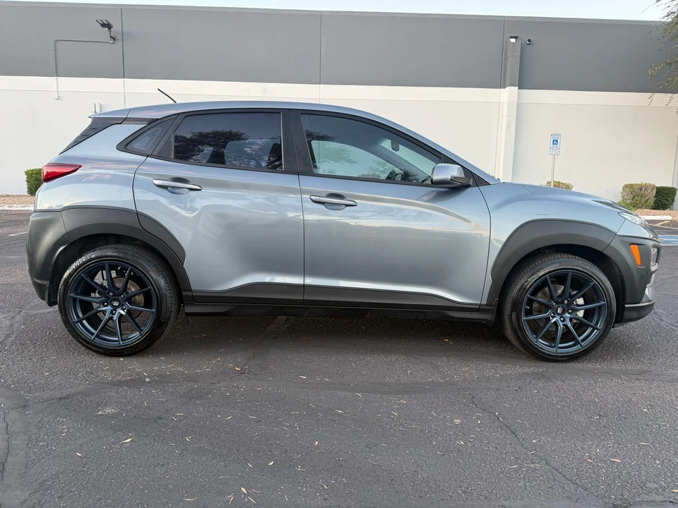 2018 Hyundai Kona - Image 2 of 21