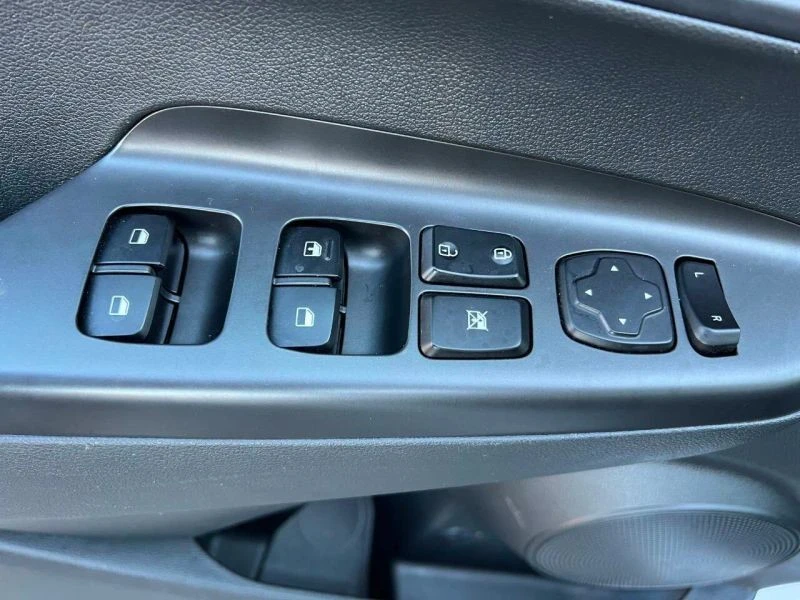 2018 Hyundai Kona - Image 10 of 12