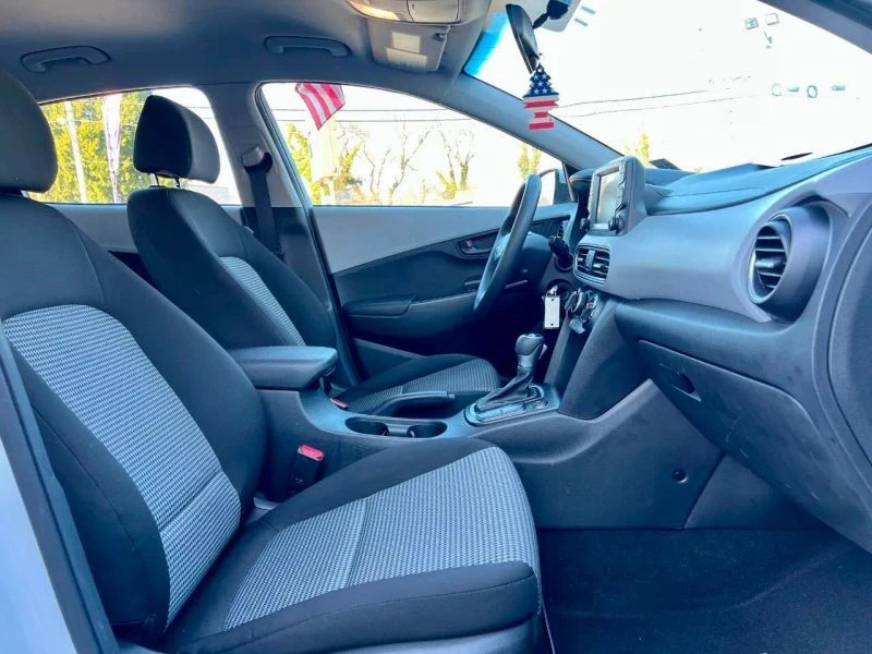 2018 Hyundai Kona - Image 8 of 12