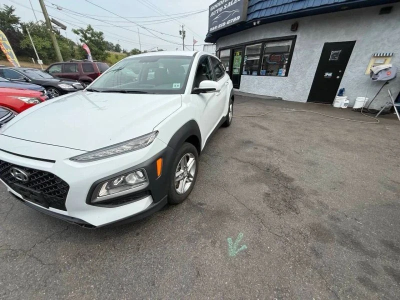 2018 Hyundai Kona - Image 2 of 12