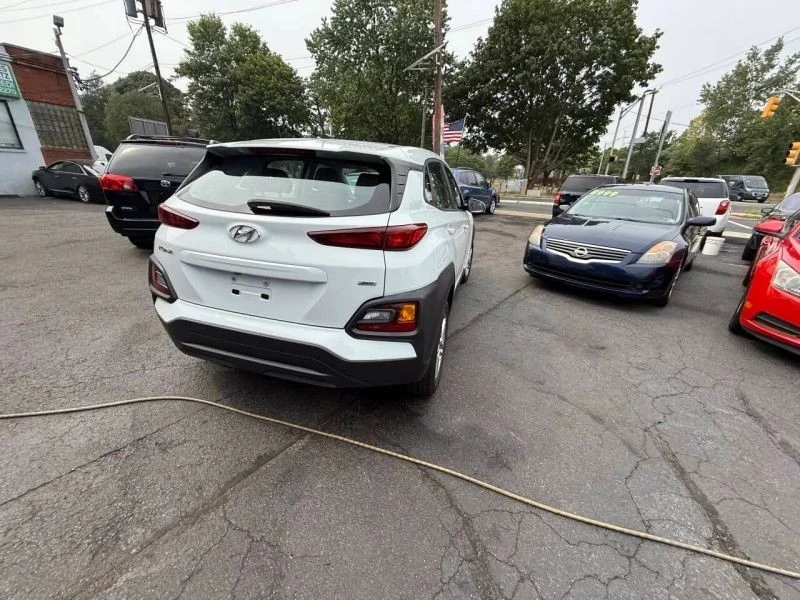 2018 Hyundai Kona - Image 10 of 12