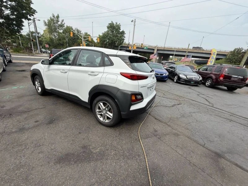 2018 Hyundai Kona - Image 6 of 12