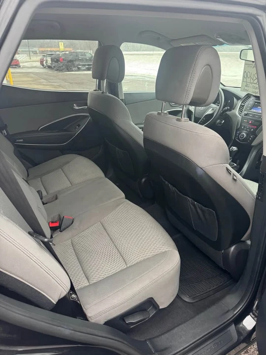 2018 Hyundai Santa Fe - Image 12 of 16