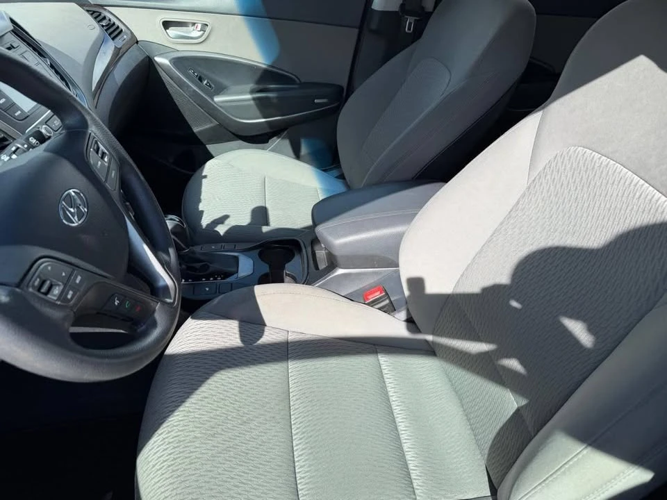 2018 Hyundai Santa Fe - Image 12 of 16