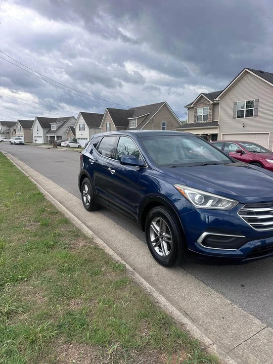 2018 Hyundai Santa Fe - Image 6 of 12