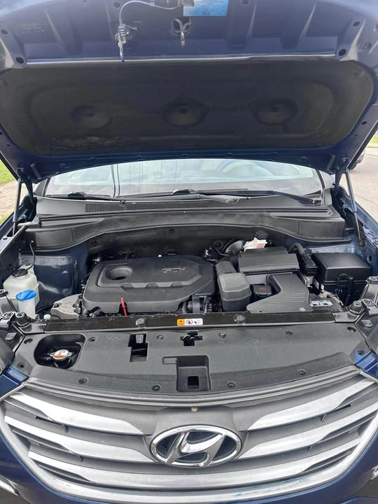2018 Hyundai Santa Fe - Image 12 of 12