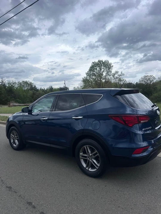 2018 Hyundai Santa Fe - Image 2 of 12