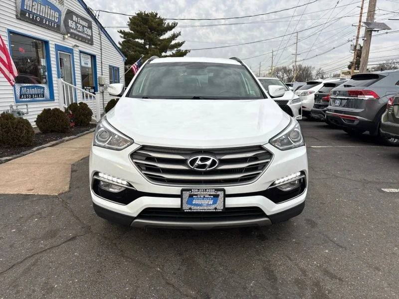 2018 Hyundai Santa Fe - Image 11 of 12