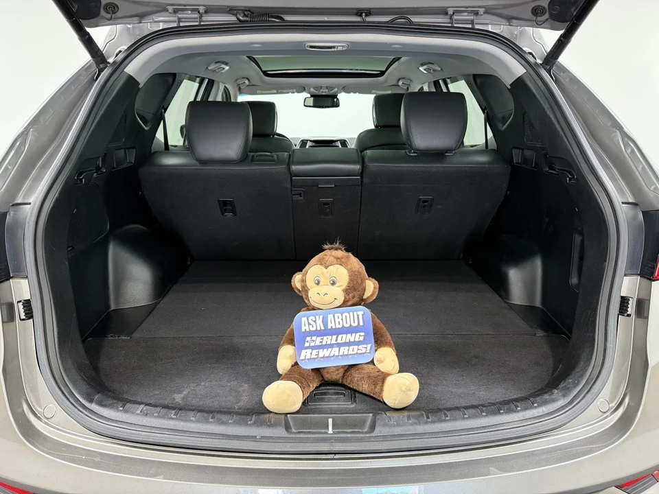 2018 Hyundai Santa Fe - Image 8 of 12