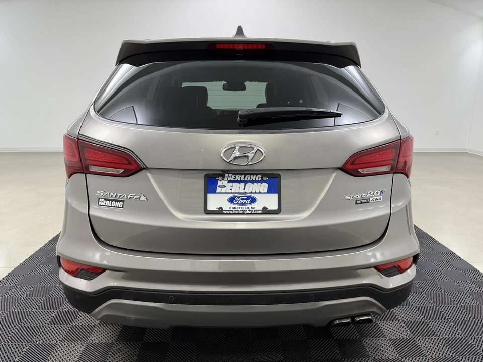 2018 Hyundai Santa Fe - Image 6 of 12