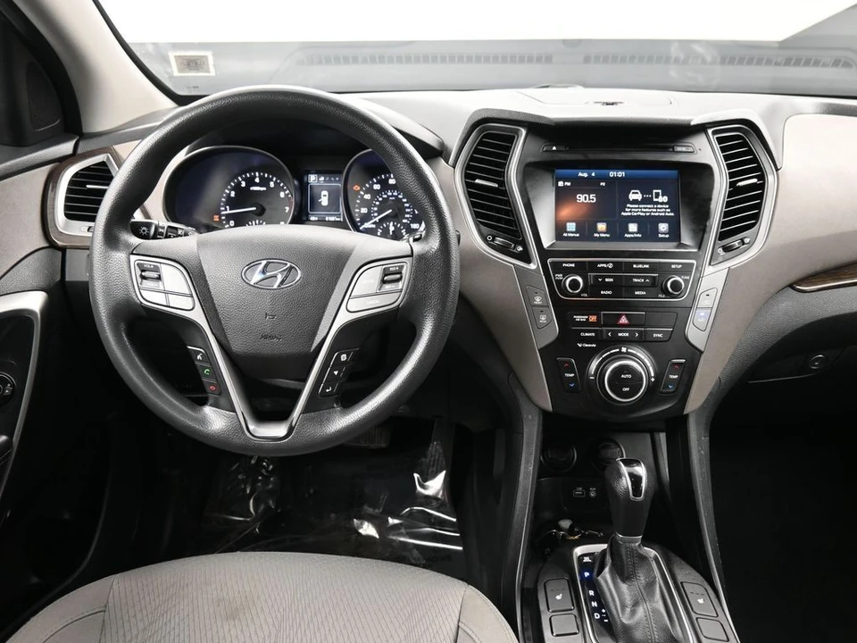2018 Hyundai Santa Fe - Image 19 of 21