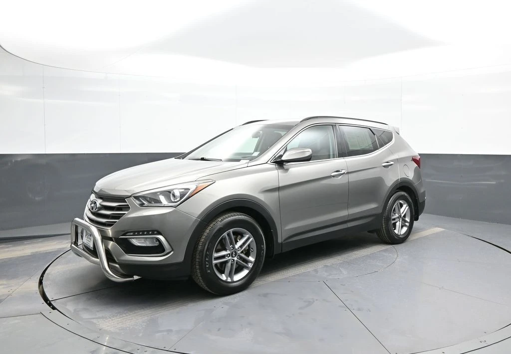 2018 Hyundai Santa Fe - Image 10 of 21