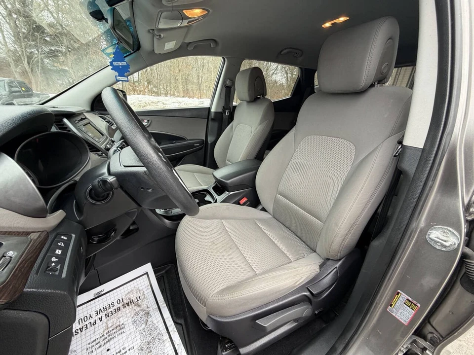 2018 Hyundai Santa Fe - Image 14 of 21