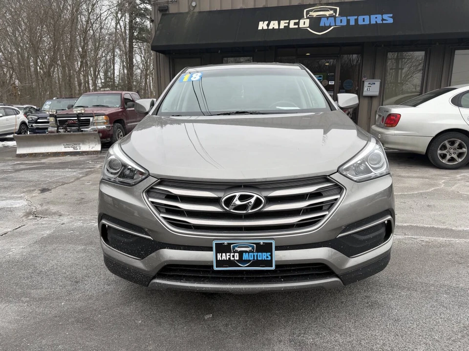 2018 Hyundai Santa Fe - Image 3 of 21