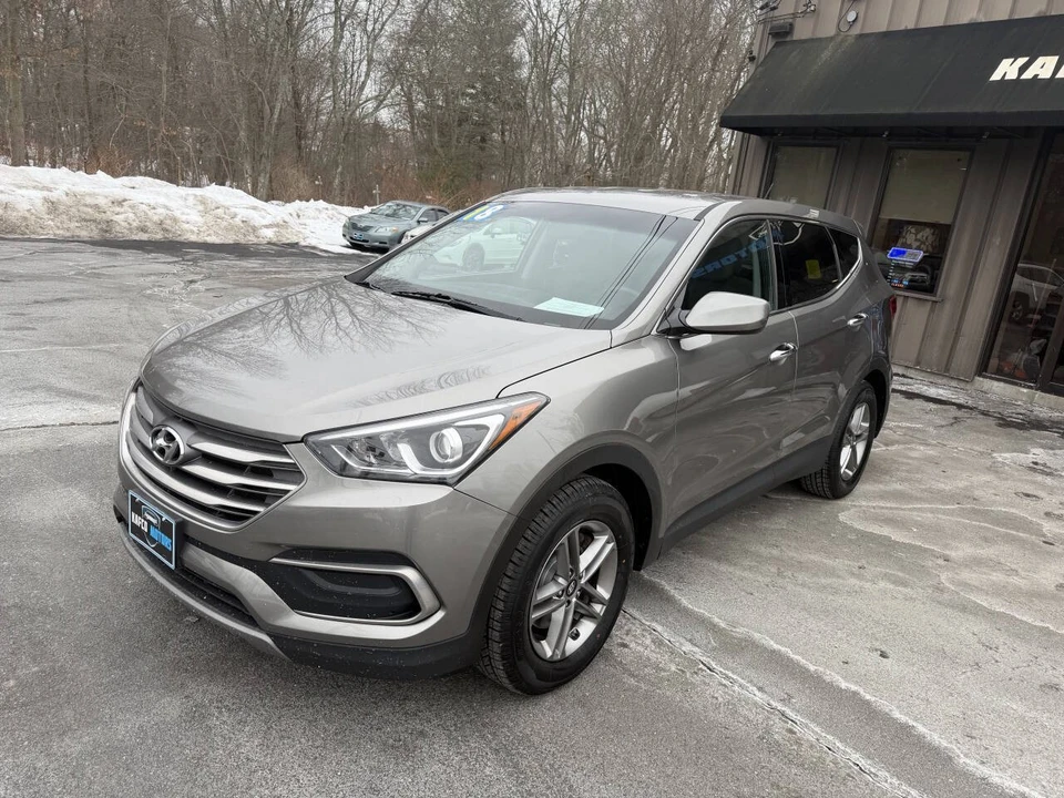 2018 Hyundai Santa Fe - Image 5 of 21