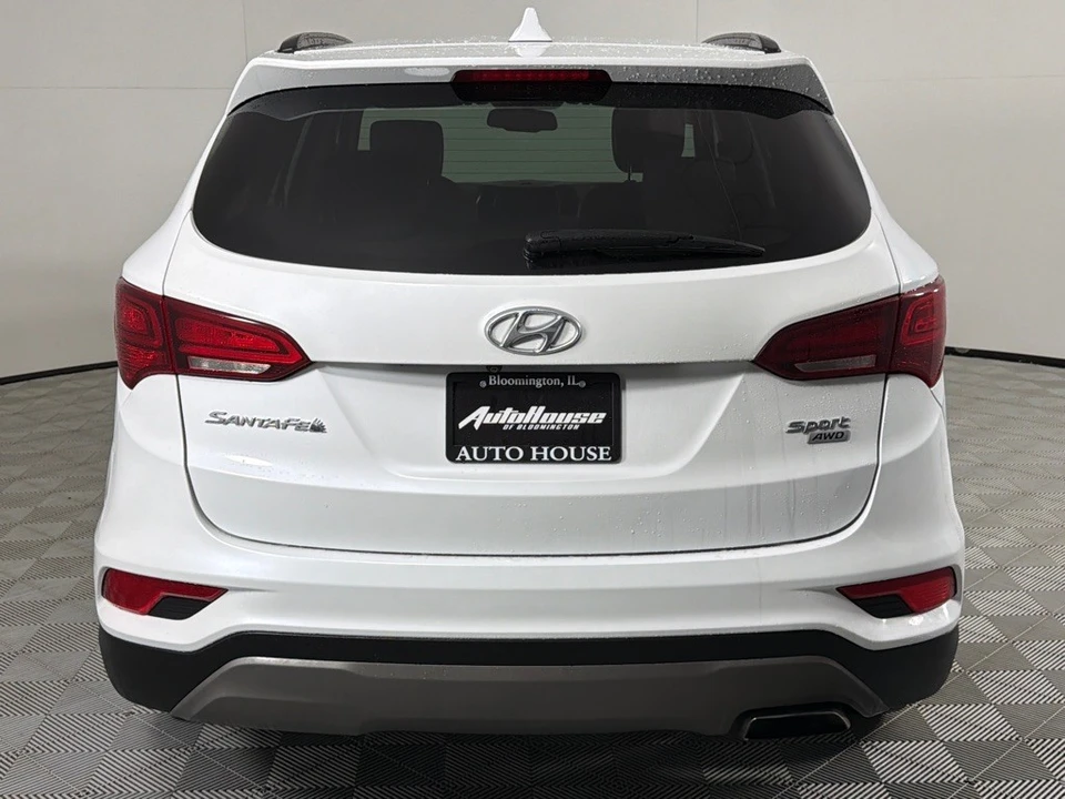 2018 Hyundai Santa Fe - Image 6 of 21