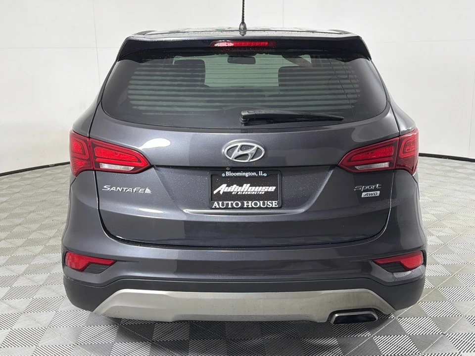 2018 Hyundai Santa Fe - Image 6 of 21
