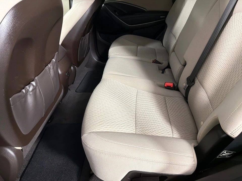 2018 Hyundai Santa Fe - Image 19 of 21