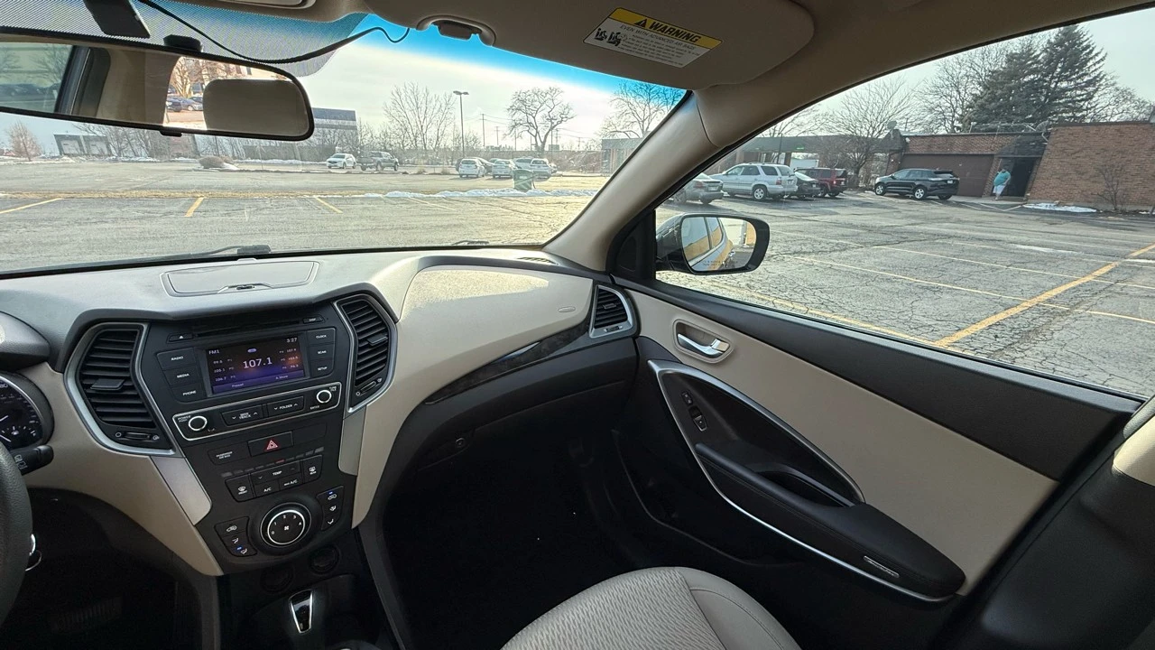 2018 Hyundai Santa Fe - Image 18 of 21
