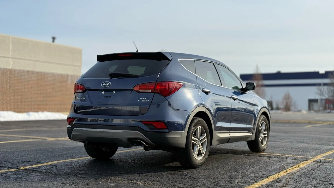 2018 Hyundai Santa Fe - Image 7 of 21