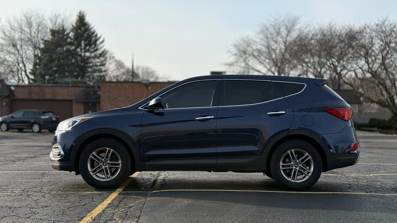 2018 Hyundai Santa Fe - Image 4 of 21