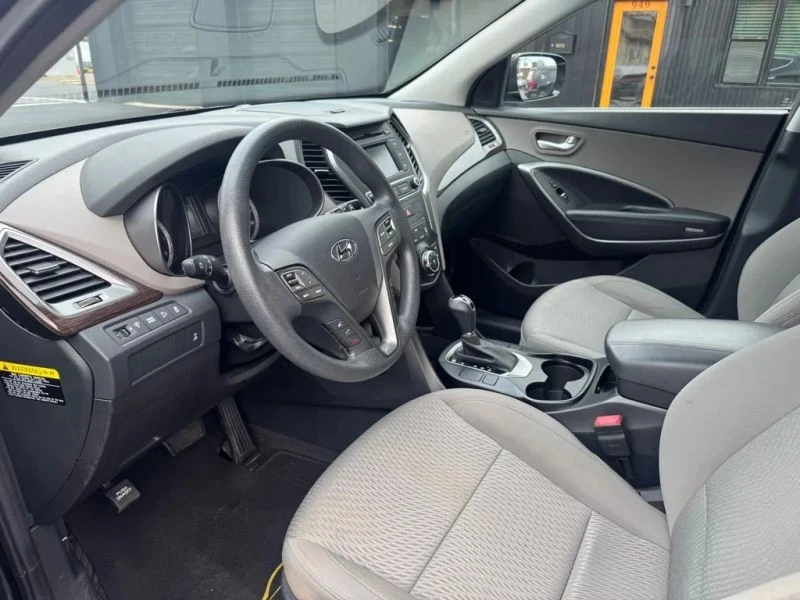 2018 Hyundai Santa Fe - Image 5 of 7