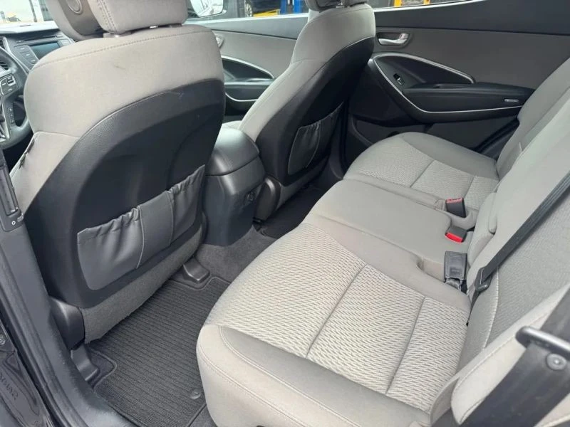 2018 Hyundai Santa Fe - Image 6 of 7