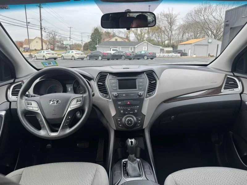 2018 Hyundai Santa Fe - Image 7 of 7