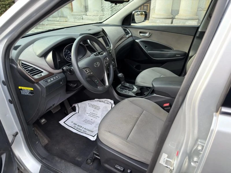 2018 Hyundai Santa Fe - Image 12 of 12