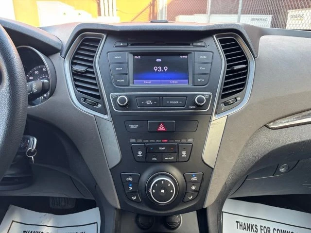 2018 Hyundai Santa Fe - Image 18 of 21