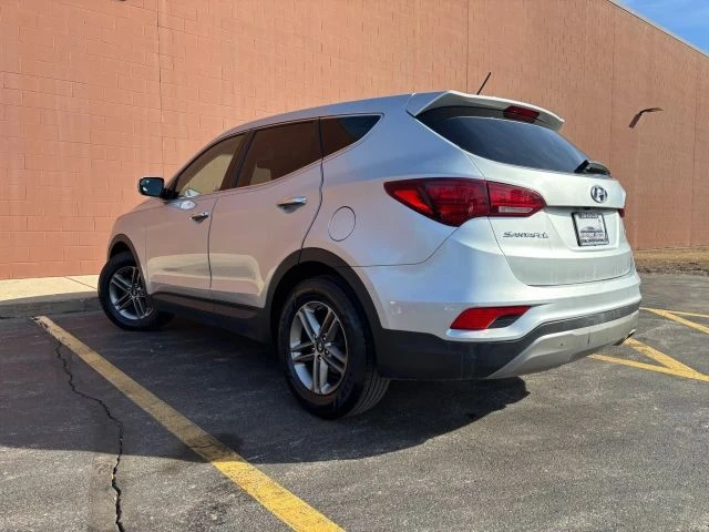2018 Hyundai Santa Fe - Image 8 of 21