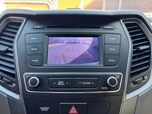 2018 Hyundai Santa Fe - Image 19 of 21