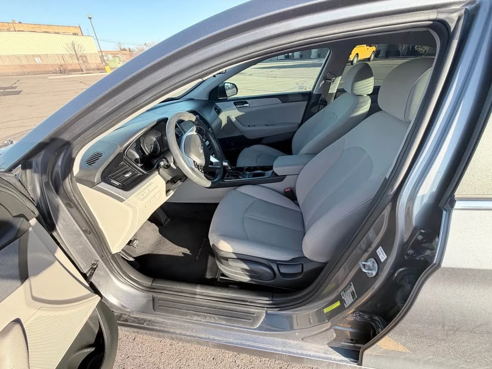 2018 Hyundai Sonata - Image 9 of 19