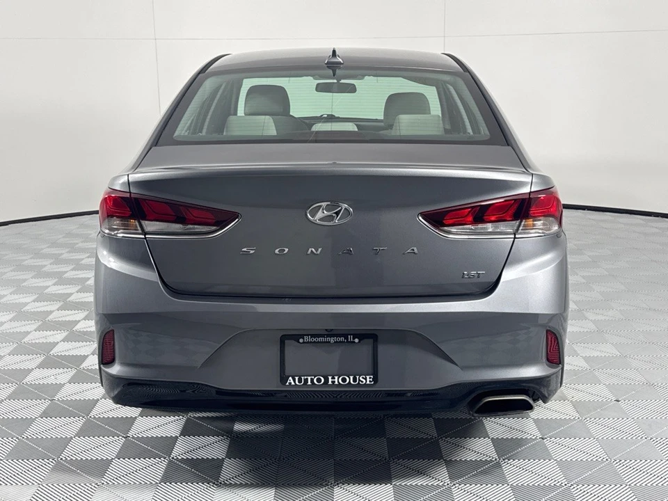 2018 Hyundai Sonata - Image 6 of 12