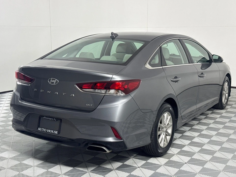 2018 Hyundai Sonata - Image 5 of 12