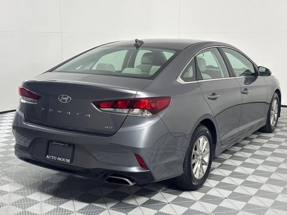 2018 Hyundai Sonata - Image 5 of 12