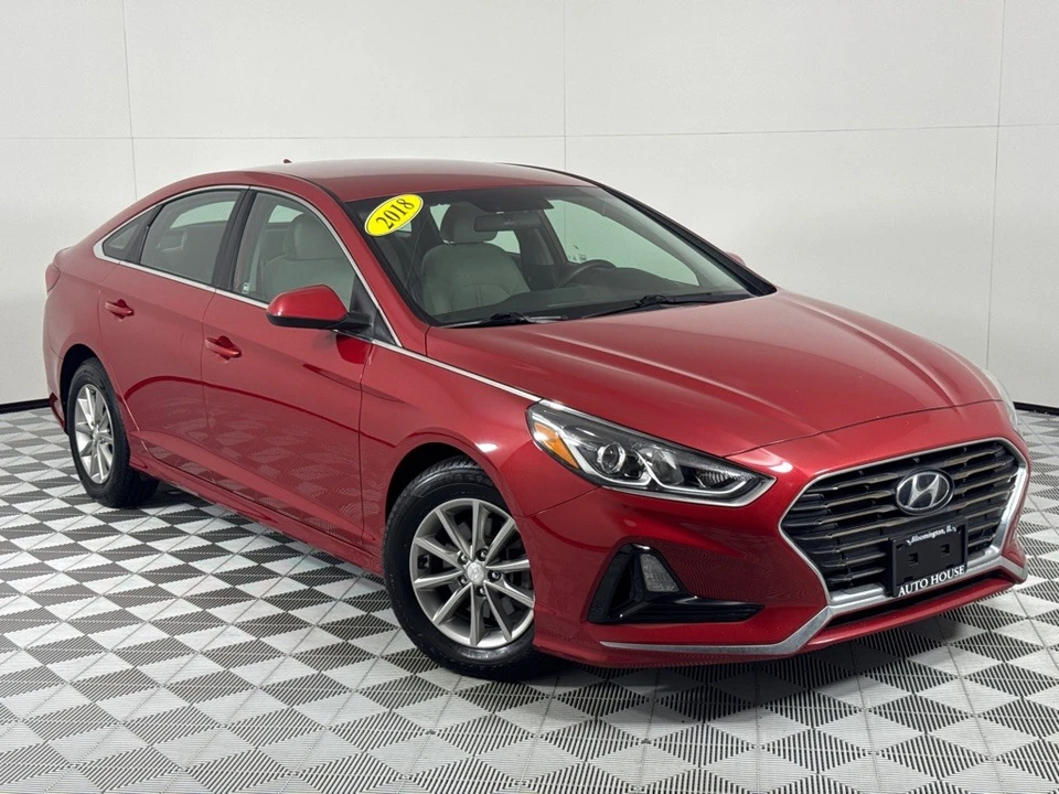 2018 Hyundai Sonata - Image 2 of 12