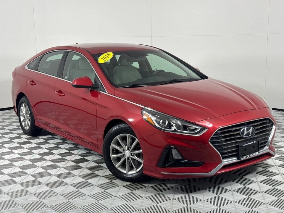 2018 Hyundai Sonata - Image 2 of 12